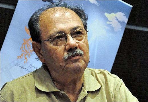 منوچهر طیاب