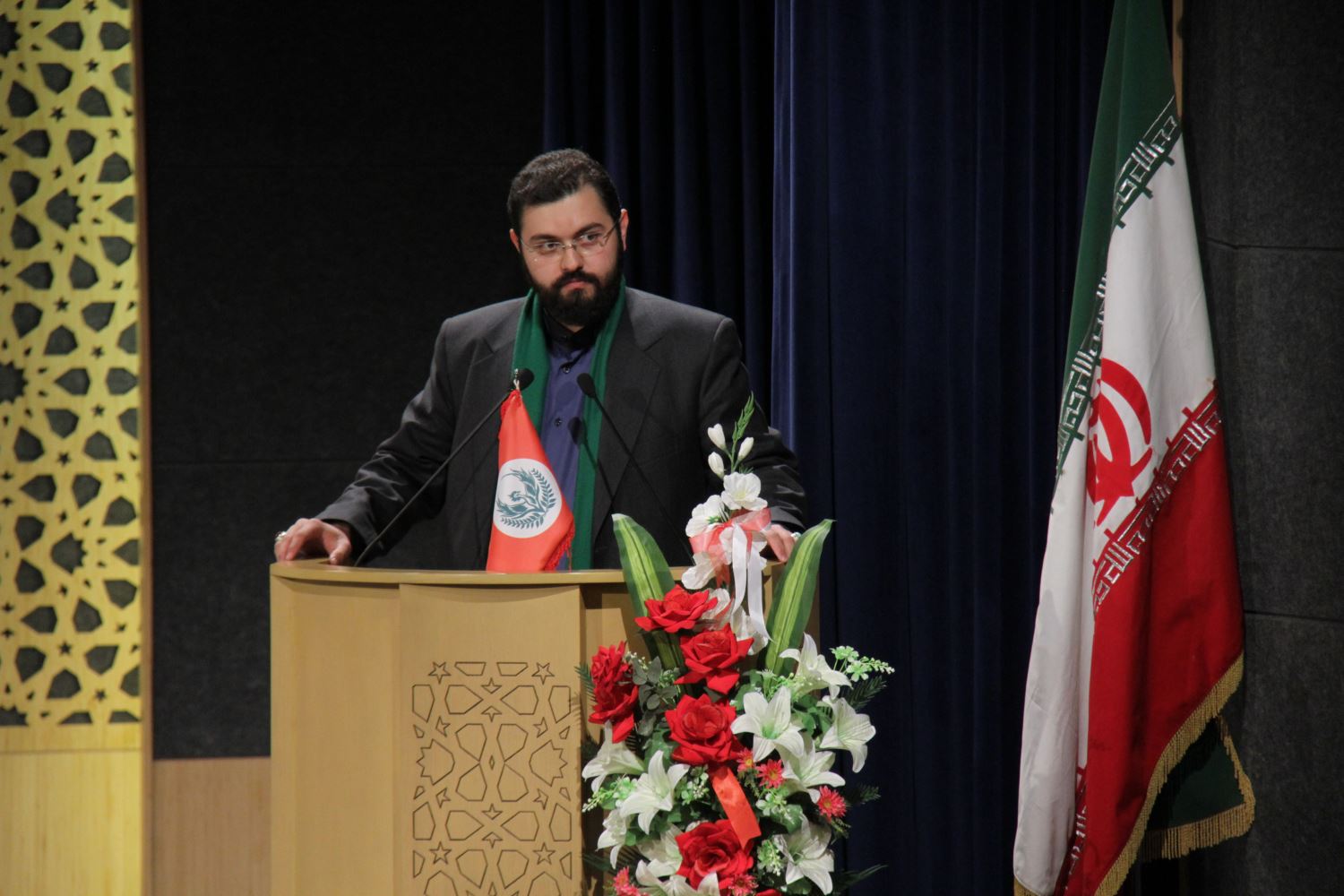 توقف چرخ گردون (نقد و بررسی فیلم روزی که دنیا از حرکت ایستاد)